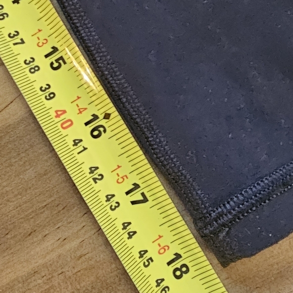 Athleta Ultra High Rise Leggings Black size Medium Stretch Compression Crops - Picture 3 of 6